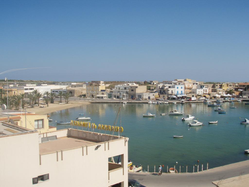 Bivani sul porto vecchio Lampedusa Cameră foto